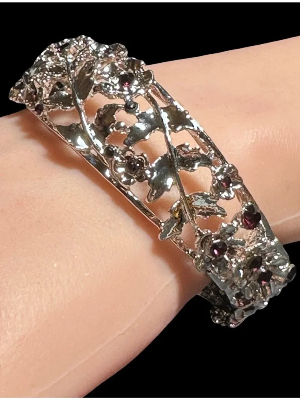 Hinged Bangle Bracelet Clamper Silver Tone Floral Filigree Purple Rhinestone